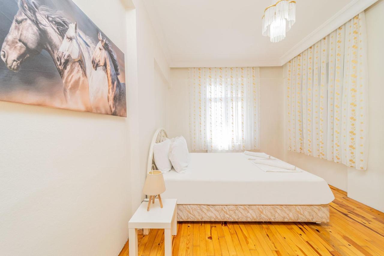 And Pleasant Flat In Muratpasa *