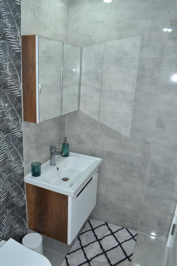 Apartment Modern Near In Muratpasa