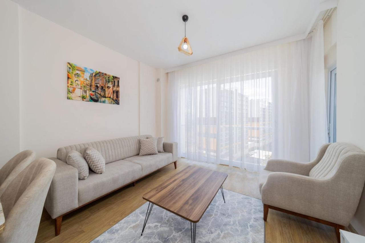 Remarkable Flat With Shared Pool In Kepez * Antalya