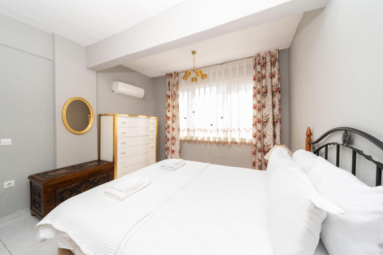 Appartement Colorful Flat Close To The Coast In Muratpasa *