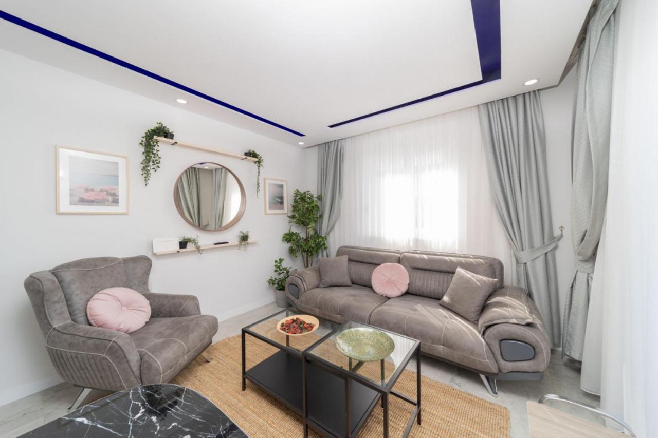 Modern Flat Near Beach In *