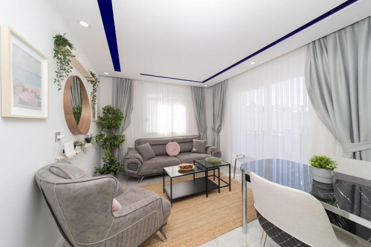 Modern Flat Near Beach In Appartement Antalya