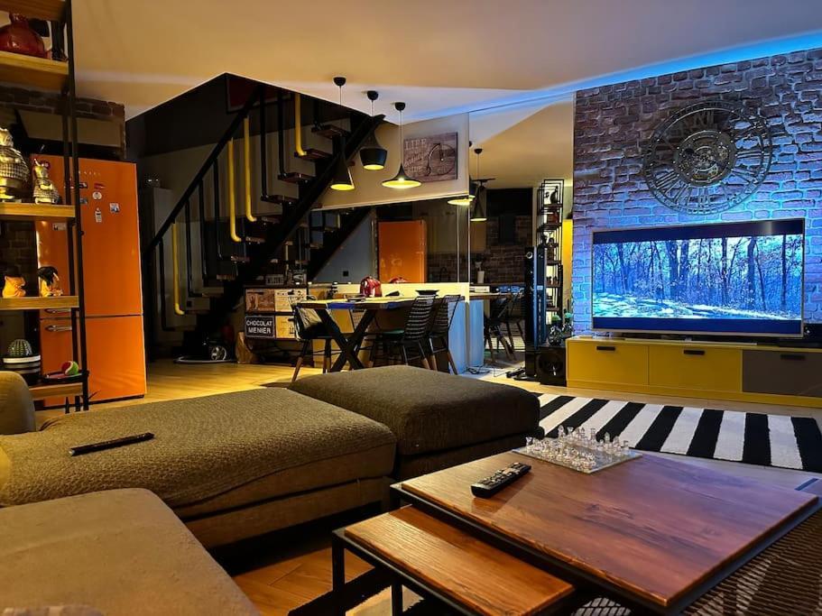 Apartment Luks Tripleks 180° Deniz Dag Manzarali Merkez De Antalya