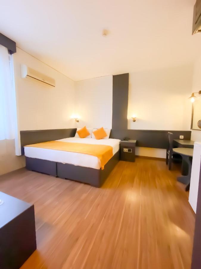 Güleryüz Otel