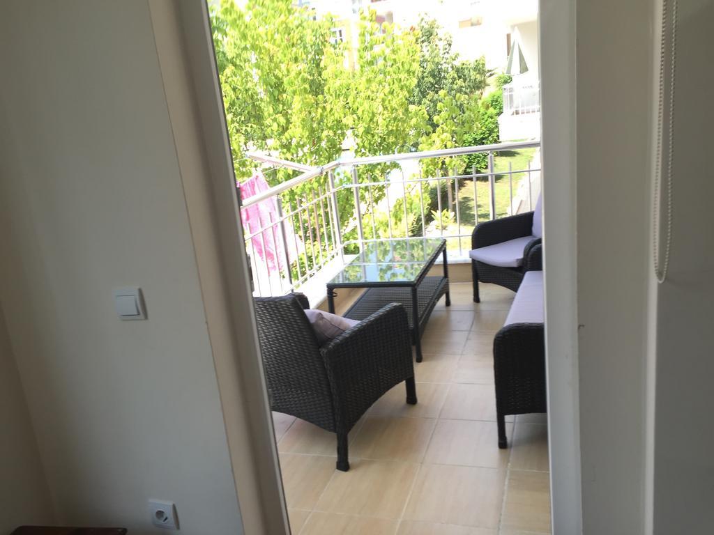 Aslan Apartment