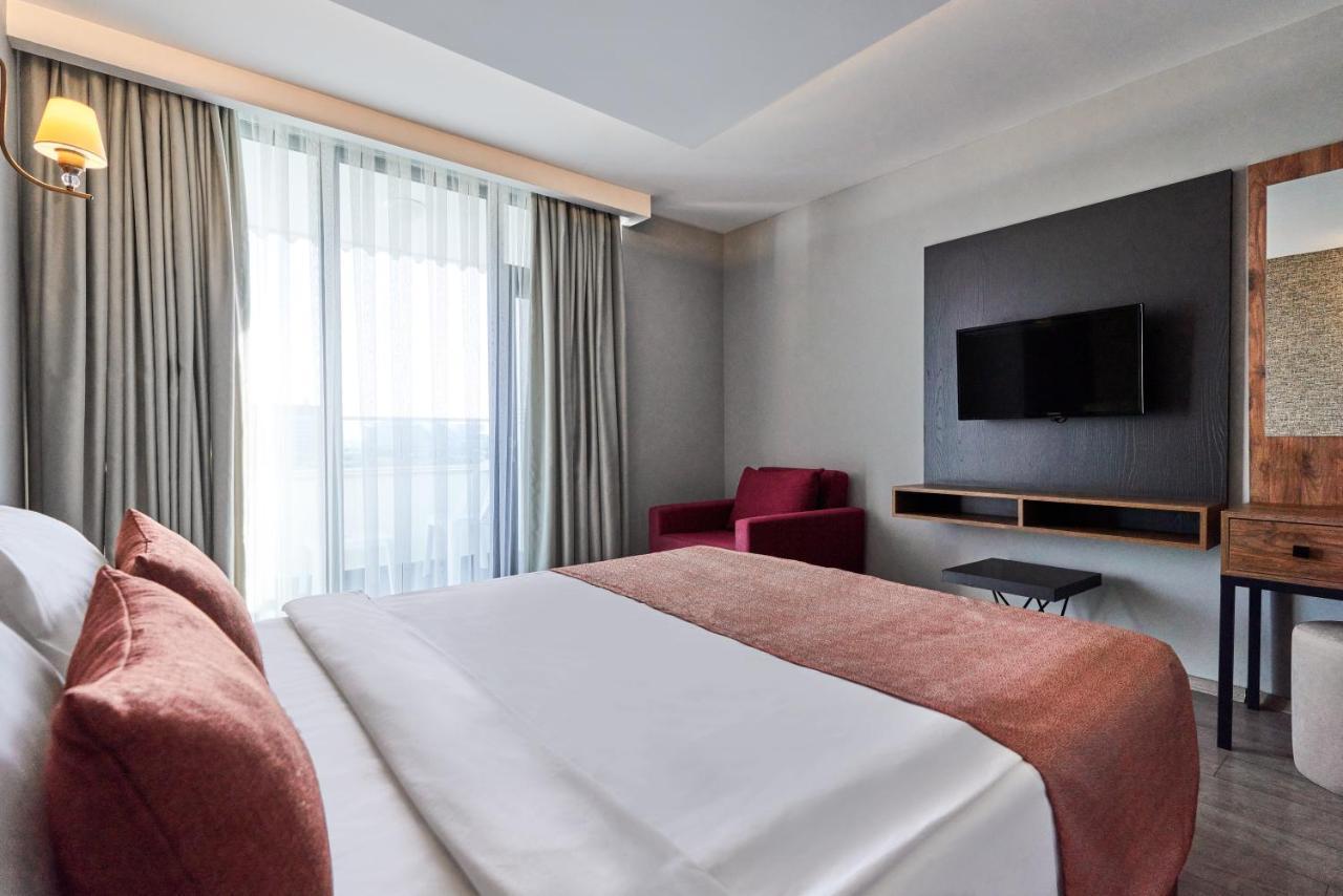 Otel Lavia Lara 5*