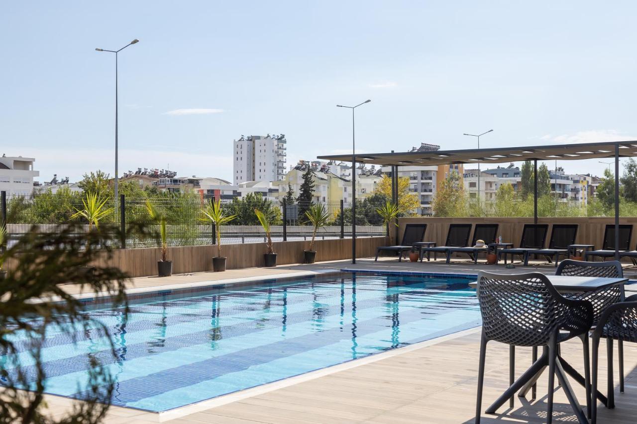 Hostel Bisuites