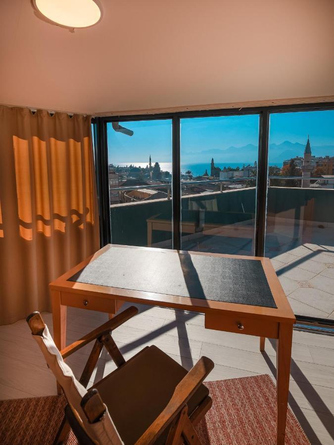 Cozy Terrace Apartment