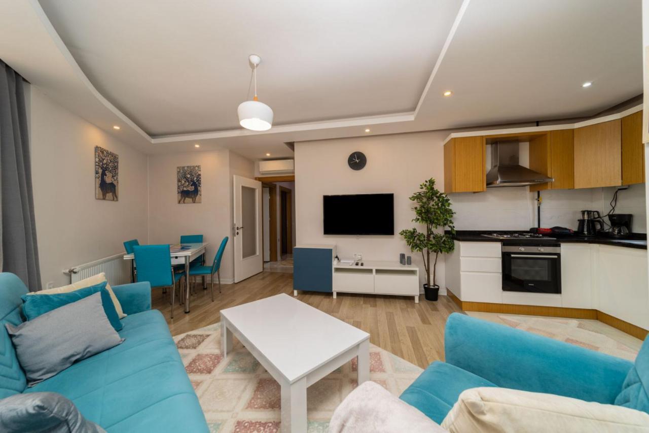 Convenient Flat With Balcony In Konyaalti *