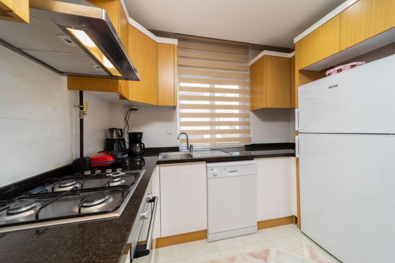 Convenient Flat With Balcony In Konyaalti Apartment Antalya