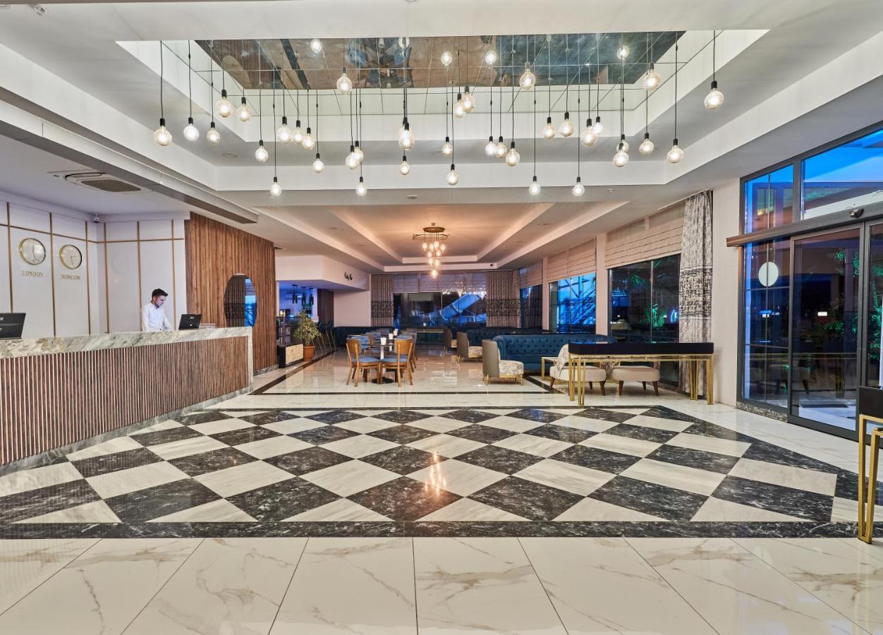 Lavia Lara Hotel