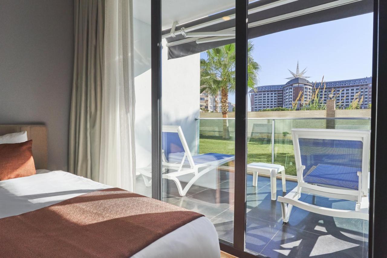 Otel Lavia Lara Antalya