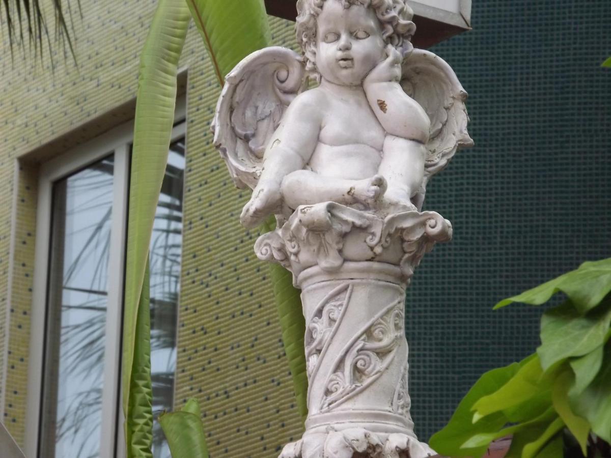 Beyaz Melek Apartment Antalya