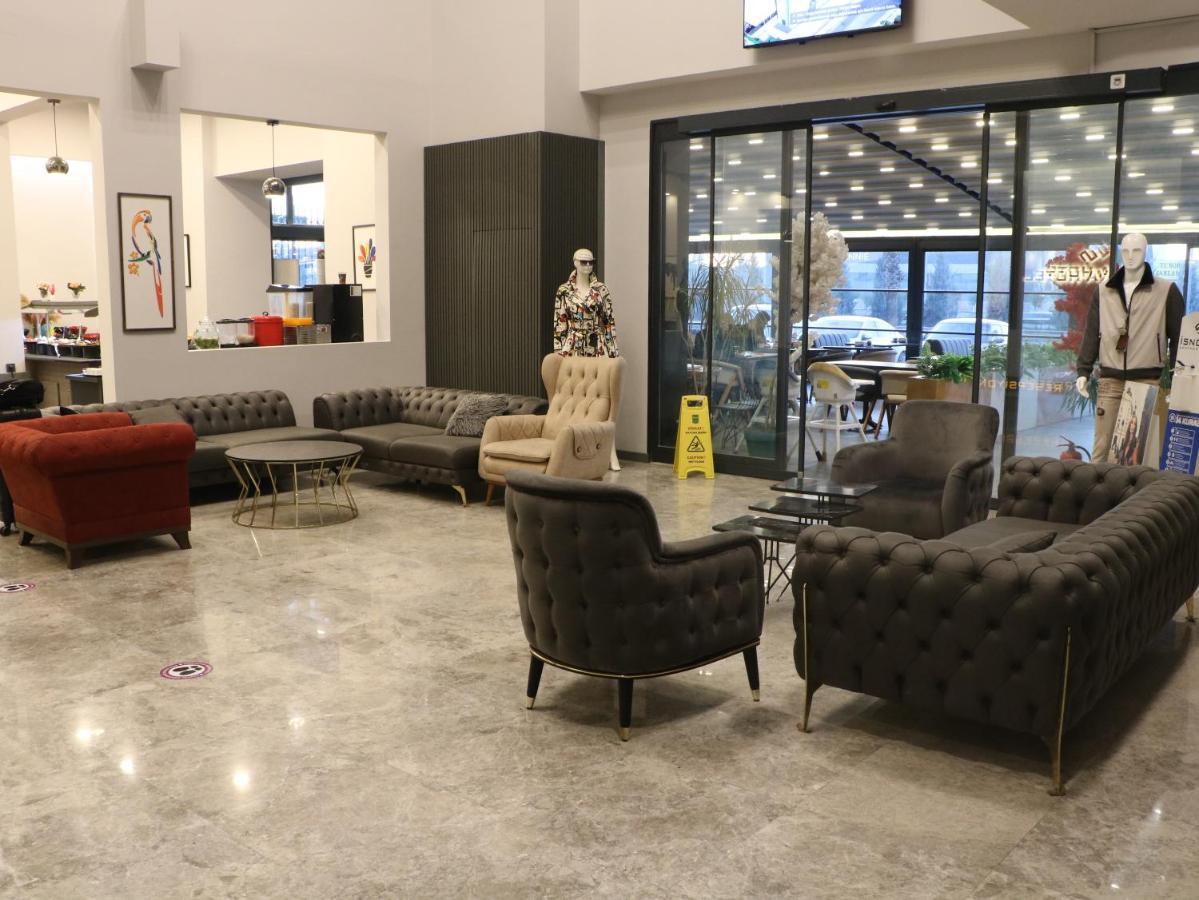 Isnova Airport Hotel 4*