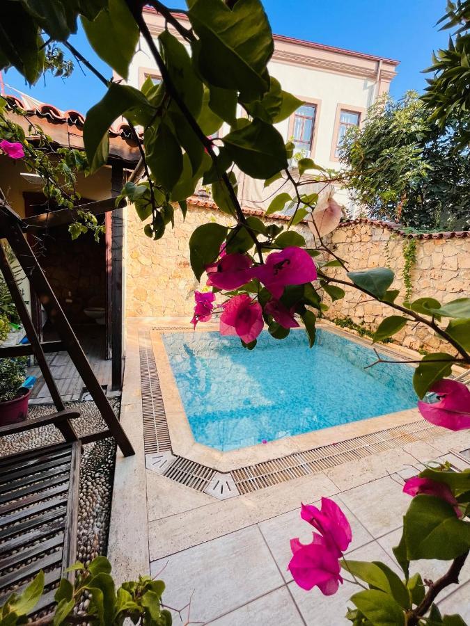 Kaleici Otel 3*