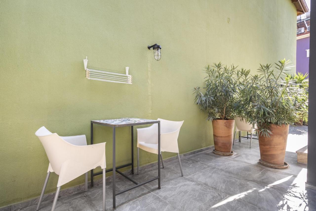 Cozy Studio Flat Near Hadrians Gate Apartment Antalya