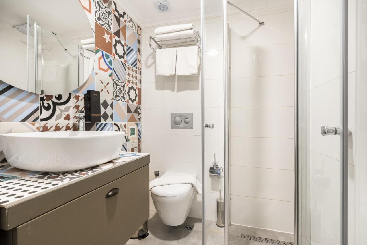 Cozy Studio Flat Near Hadrians Gate Apartment Antalya