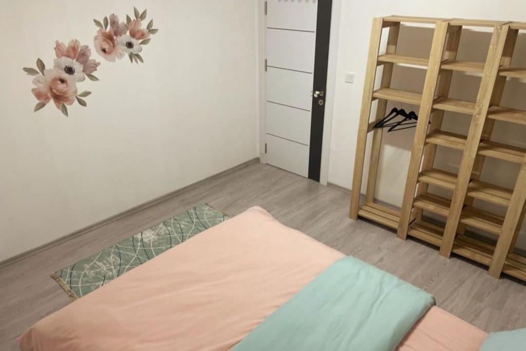 Apartment D304