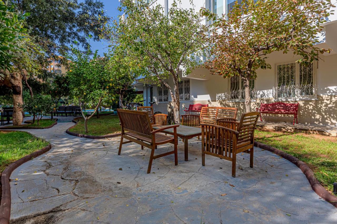 Melissas Lara Apartment