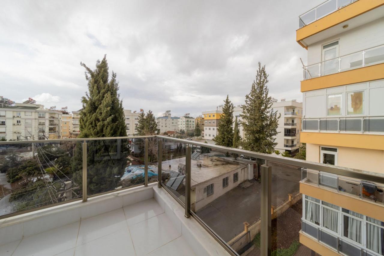 Apartment Modern And Cozy In Muratpasa *