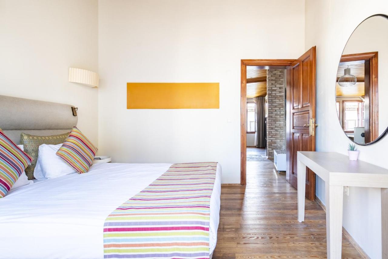 Mesmerizing Flat Near Hadrians Gate Vakantiehuis Antalya