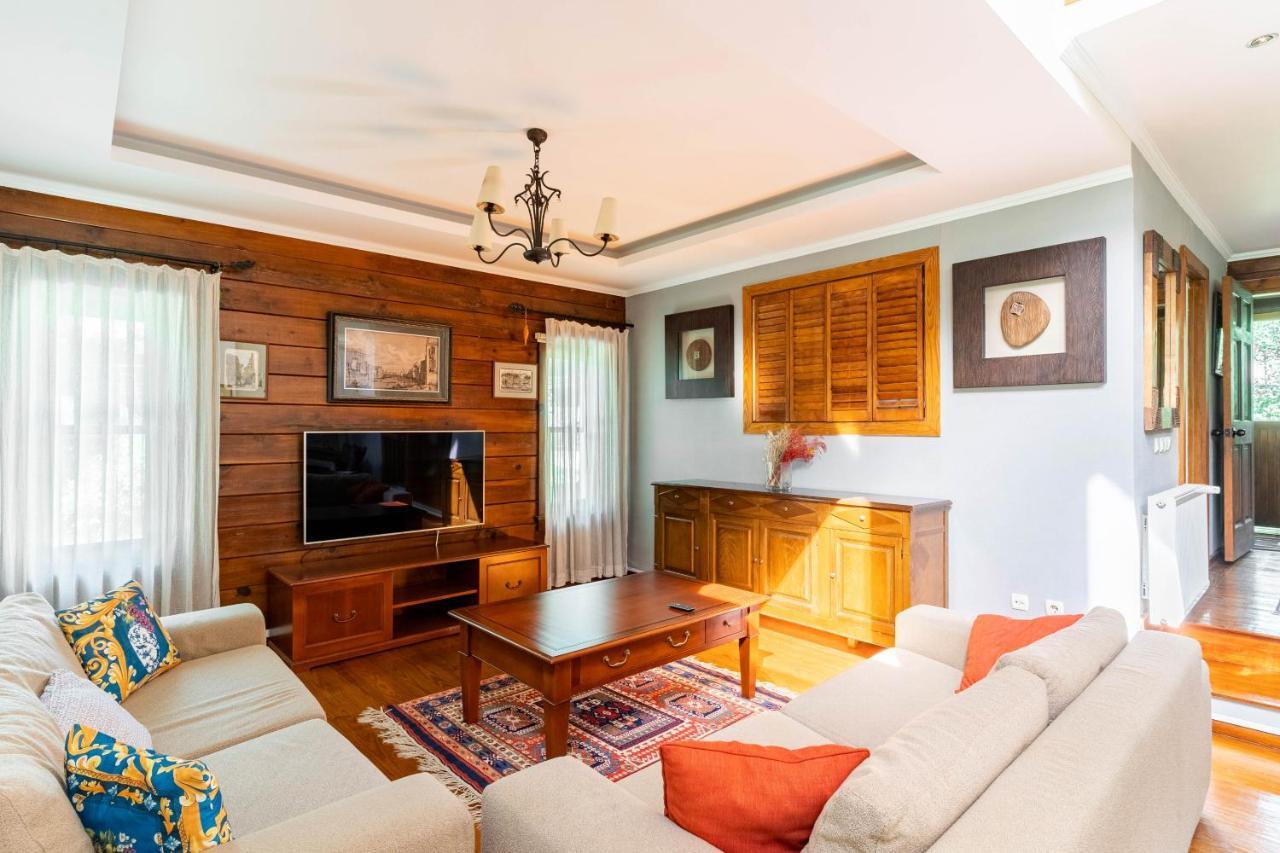 Very Special 6 Bdr Great For Family Reunions Villa *