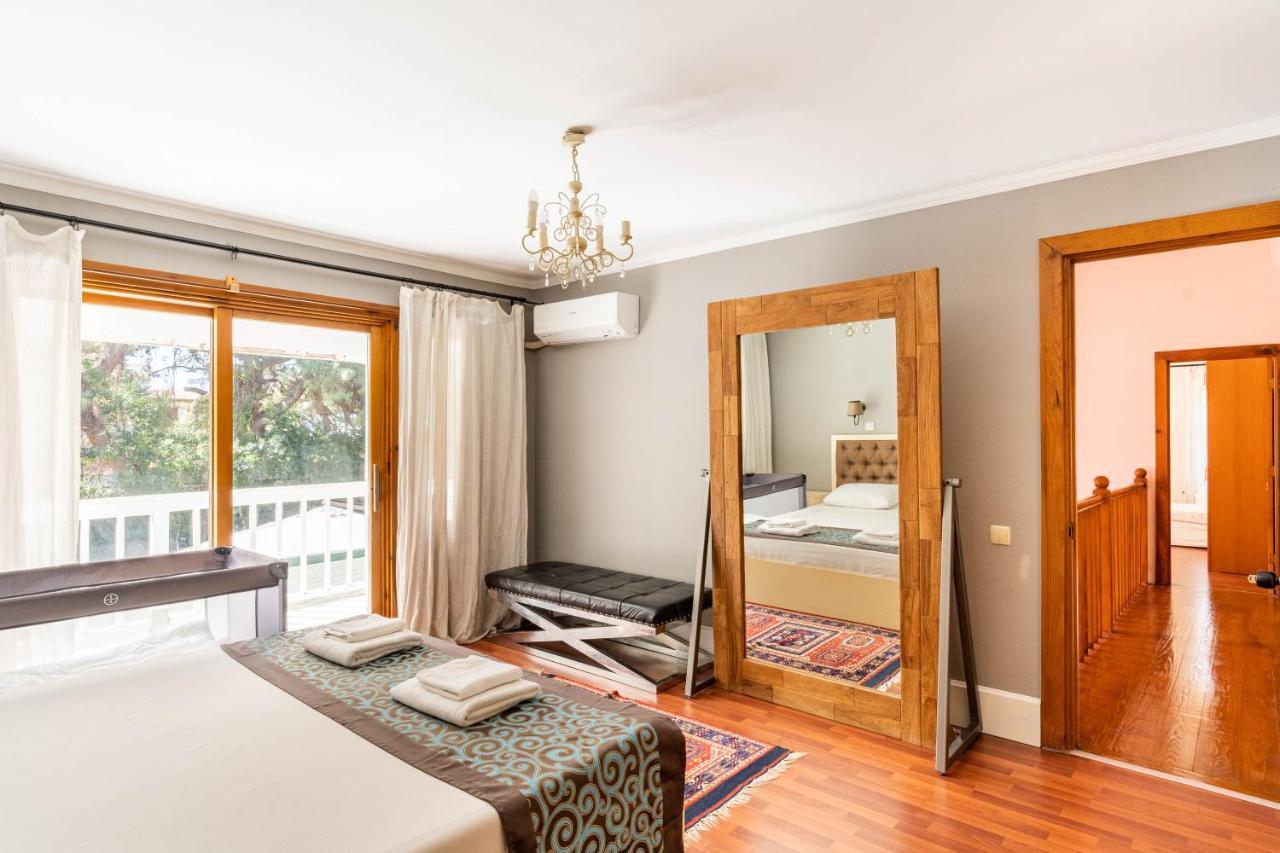 Very Special 6 Bdr Great For Family Reunions Villa Antalya