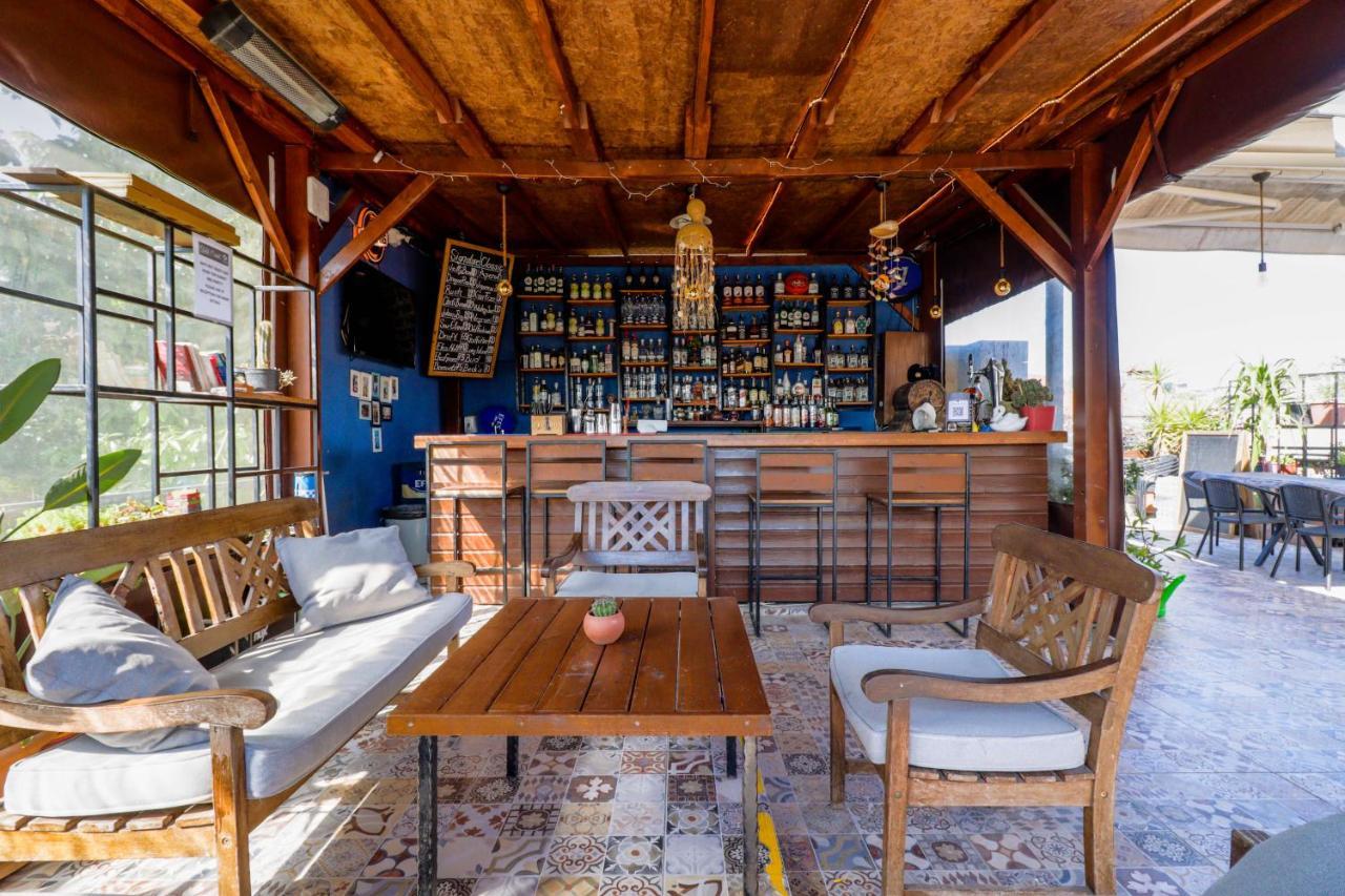 Gold Coast Hostel *