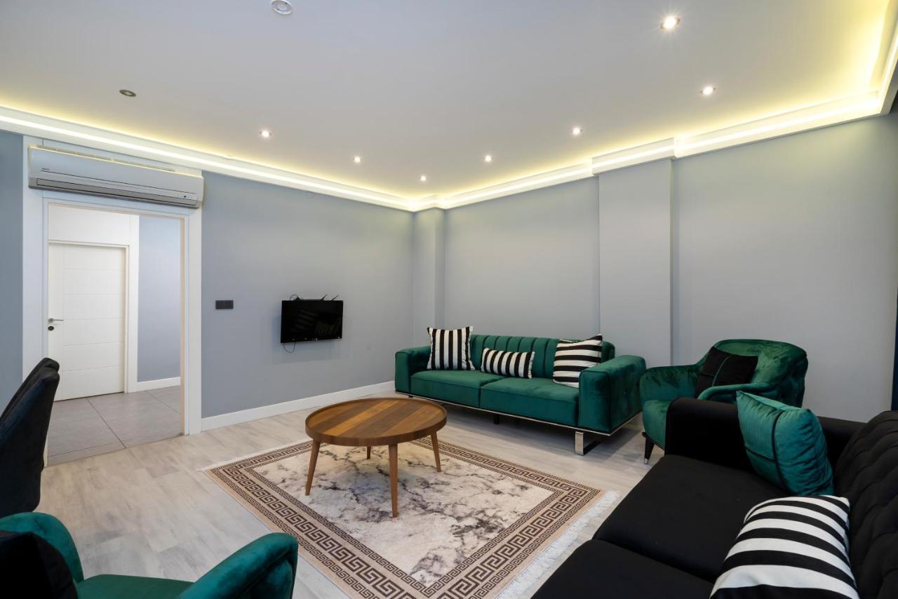 Apartment Holiday *