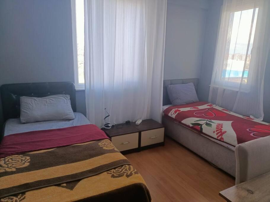 3+1 Daire.hizli Wifi,havalimani Plaj, Market Yakin