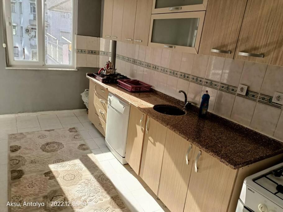Apartment 3+1 Daire.hizli Wifi,havalimani Plaj, Market Yakin Antalya