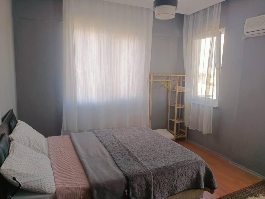 3+1 Daire.hizli Wifi,havalimani Plaj, Market Yakin