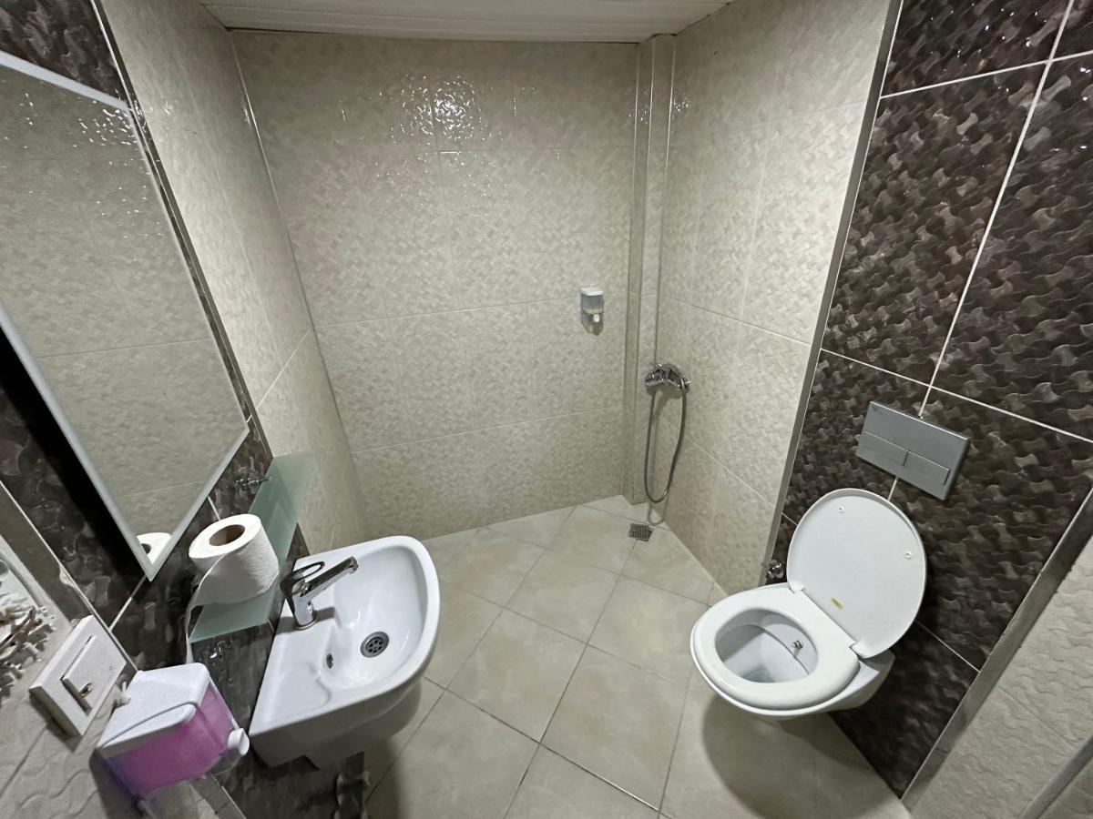 Hotel Enda Lara *
