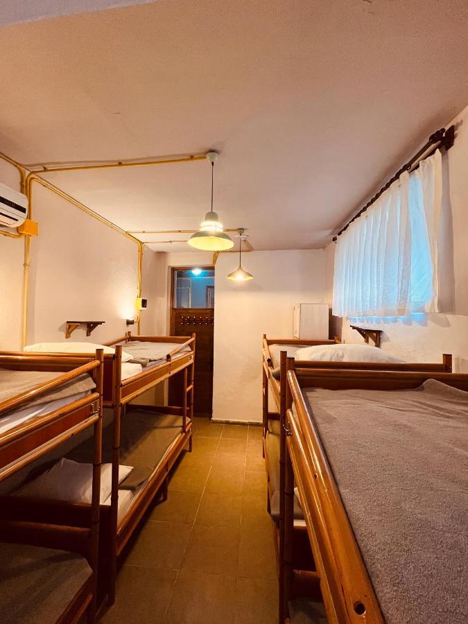 Berlin Hostel&street