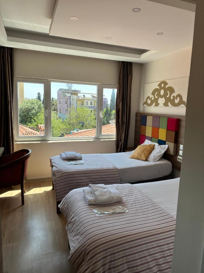 Hotel Twenty 2*