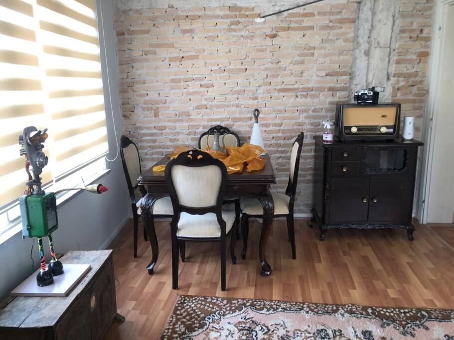 Daire Tarihi Kaleici Denize Yakin Size Oezel Muhtesem Konum Uygun Fiyat Ev Antalya