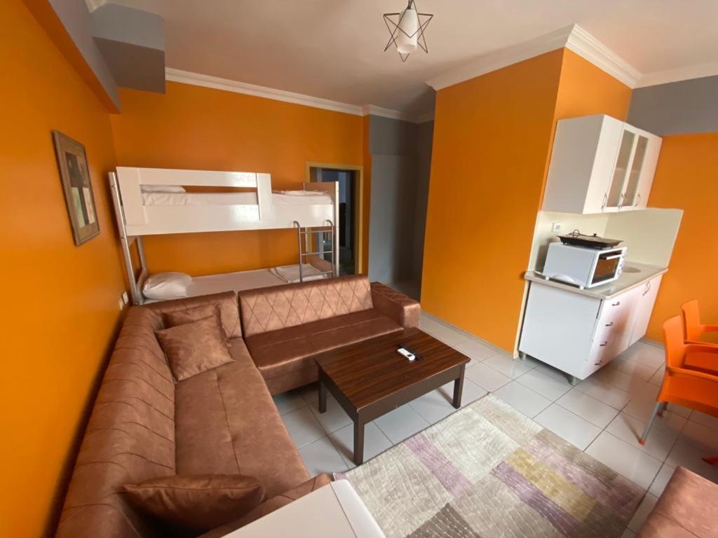 Balbey Apartment *