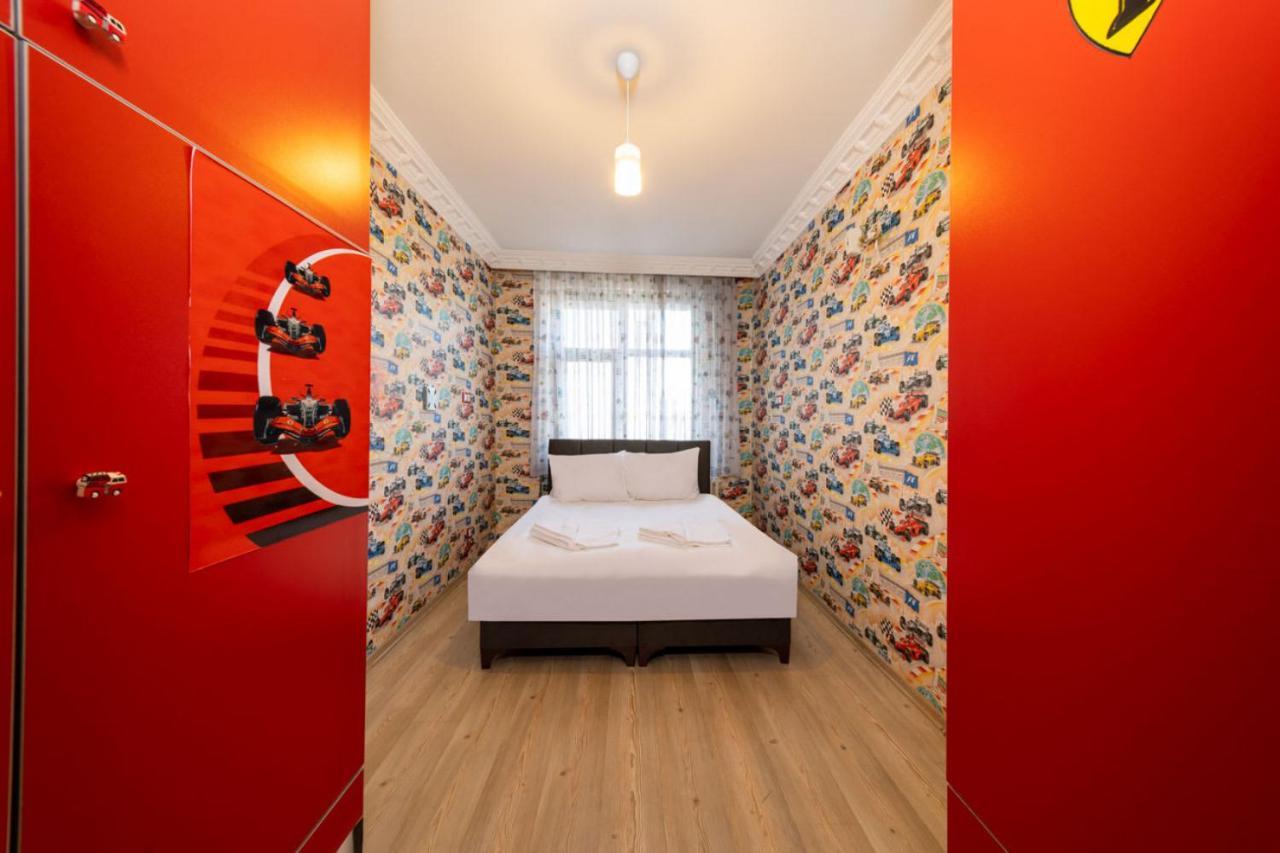 Lovely Flat With Sea View Near In Muratpasa *