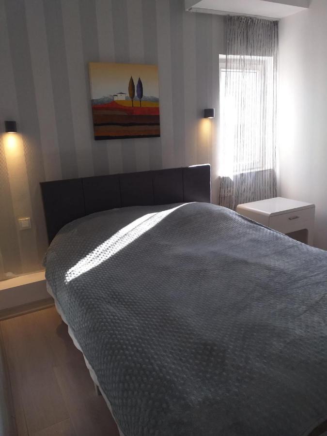 Old Apart's Apartment