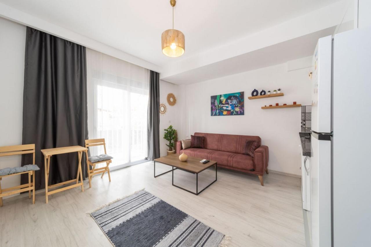 Comfortable Modern Flat With Balcony In Muratpasa