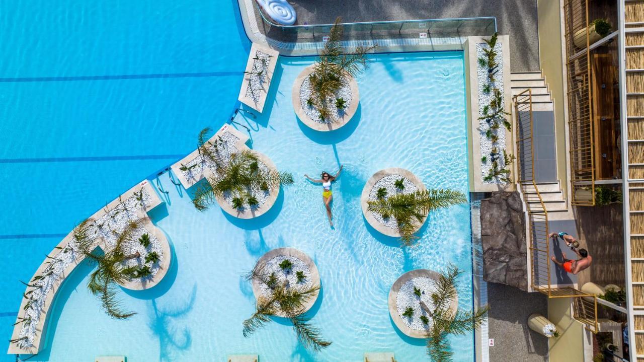 Resort Liberty Lara