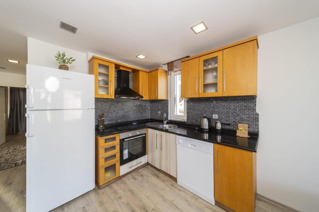 Apartment Refreshing Flat Within Walking Distance To Konyaalti With Sea View In Antalya