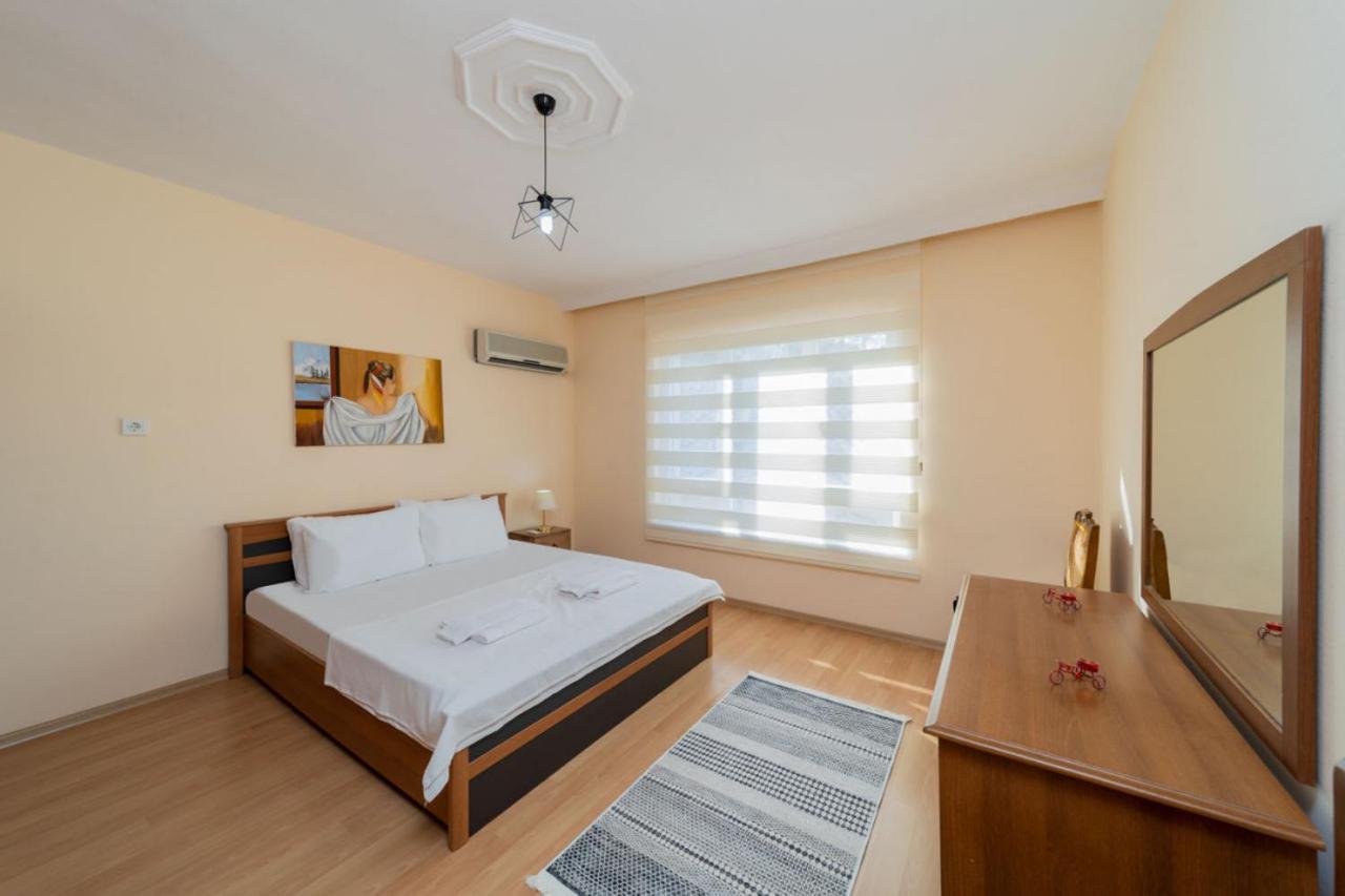 Cozy Flat With Balcony 5 Min To Konyaalti Appartement Antalya