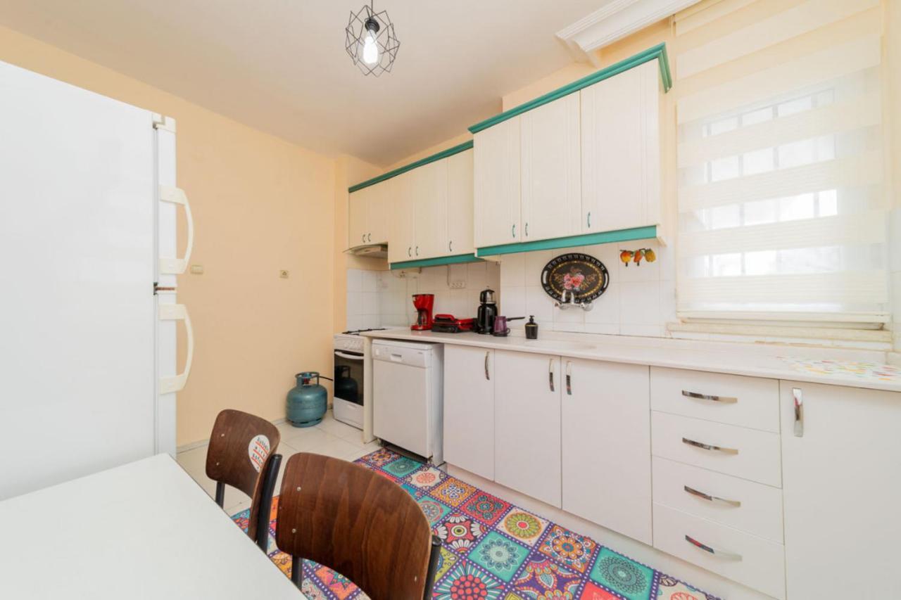 Cozy Flat With Balcony 5 Min To Konyaalti Appartement