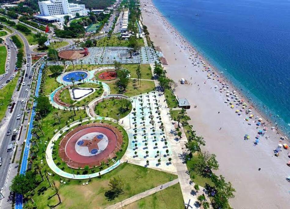 Apartment 500 Meters To Konyaalti Beach, 2+1 Fully Furnished