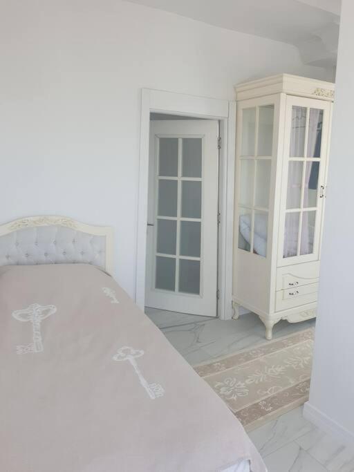 Konyaalti Plajinda Dublex Gemi Ev Apartment *