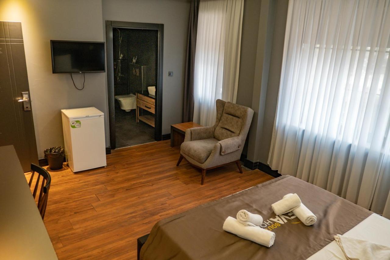 Eva Hotel