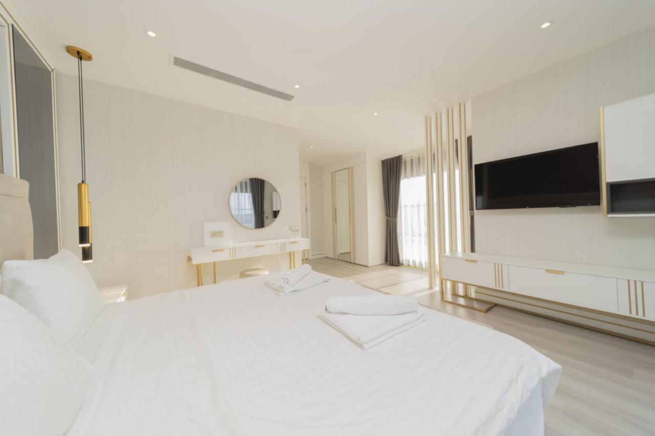 Exquisite With Private Pool In Belek Villa