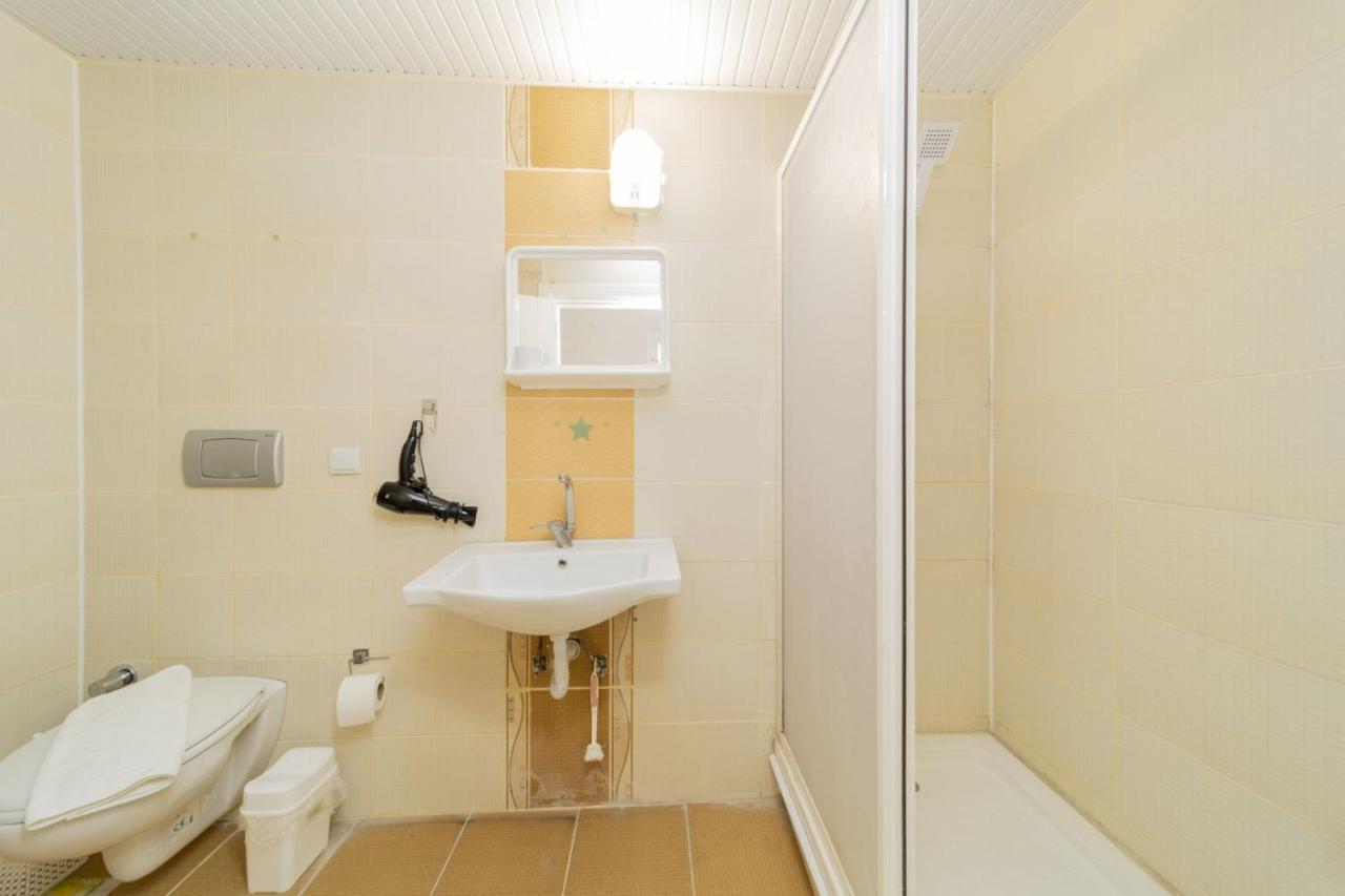 Spacious And Cozy In Muratpasa *