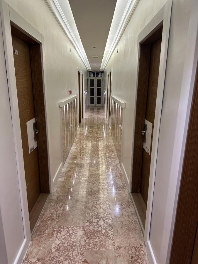 Otel Nfk The House 3*